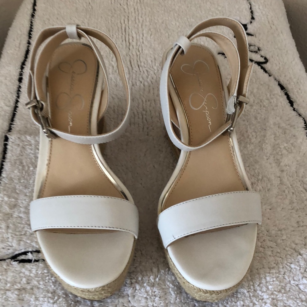 Jessica Simpson white wedges